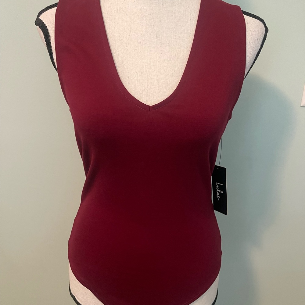 Lulu's NWT Burgundy Sleeveless Bodysuit Sz M